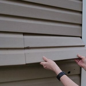 Phoenix Roofing is the best at replacing and repairing any vinyl siding.